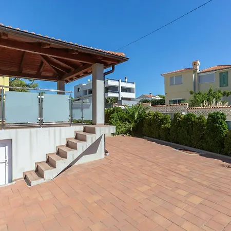 Apartment Tina - A5 Second Floor - Mpolo