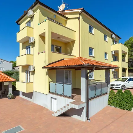 Tina - A5 Second Floor - Mpolo Apartment Medulin
